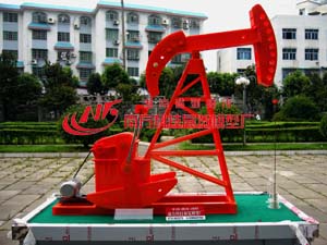 ���ͻ����Ͷ�̬����ģ��