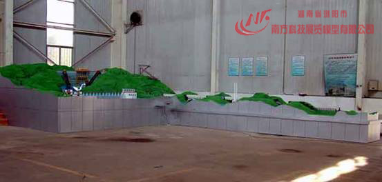 Ϊ���Ĵ�ѧ����ˮ����Ŧ����ϵ�����ﶯ̬����ģ��